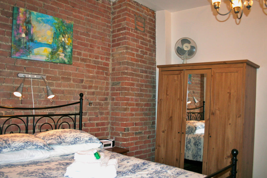Gite University Bed And Breakfast Montreal Ngoại thất bức ảnh